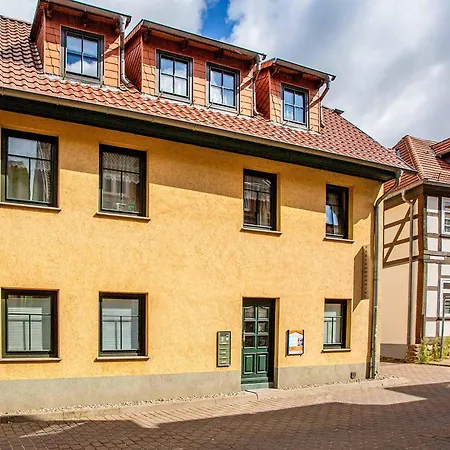Mueritzwind In Der Warener Altstadt וארן